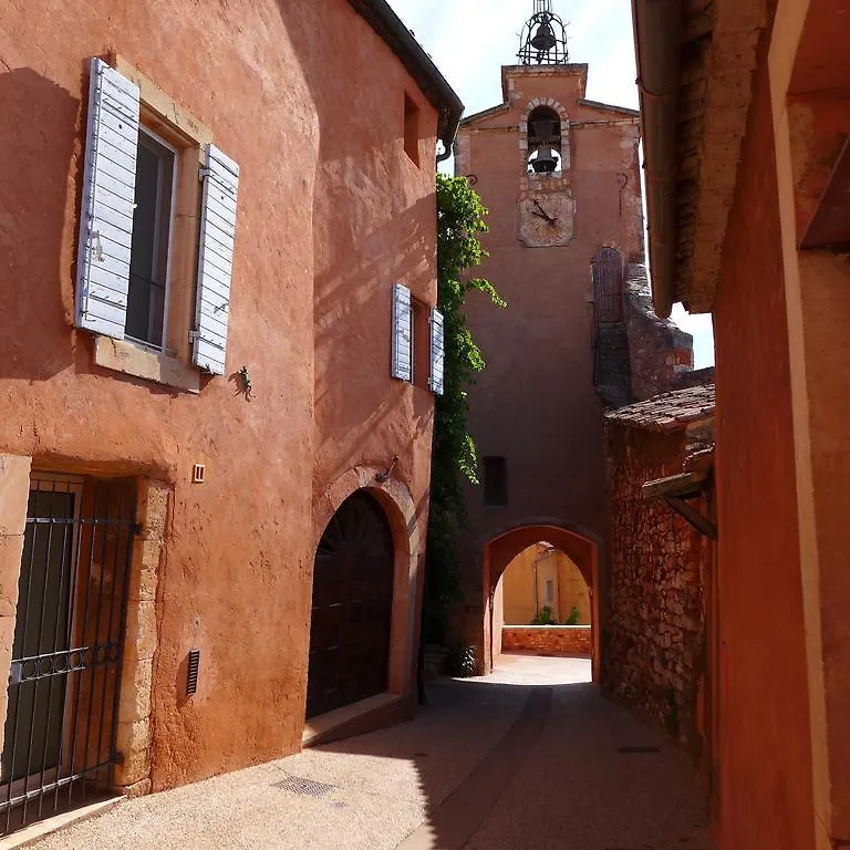 Maison D'Hotes Une Hirondelle En Provence Roussillon en Isere Frankrijk