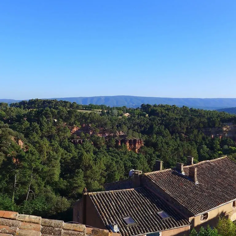 Gasthuis Maison D'Hotes Une Hirondelle En Provence Roussillon en Isere